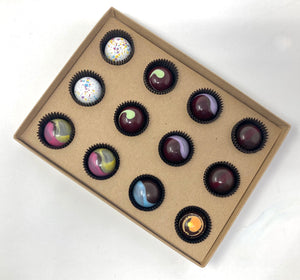 
                  
                    Load image into Gallery viewer, 12 Piece Vegan Favorites Bonbon Box
                  
                